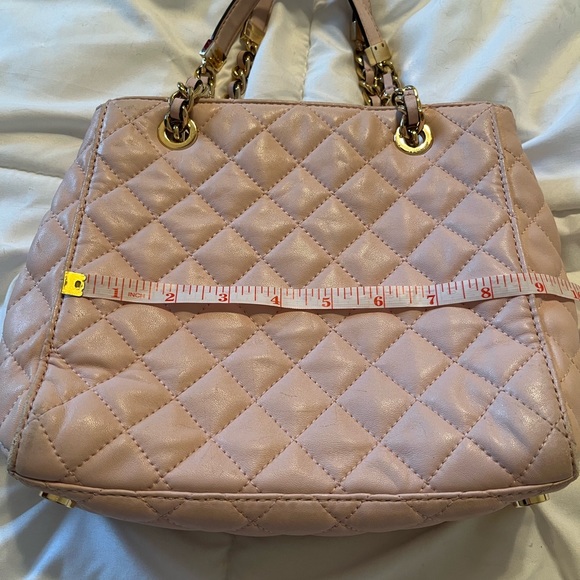 MICHAEL Michael Kors Bags Michael Kors Savannah Light Pink Quilted Bag Poshmark